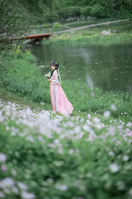 [YITUYU艺图语]2025.03.03 春日踏青 迟迟晴雨表 - 艺图语